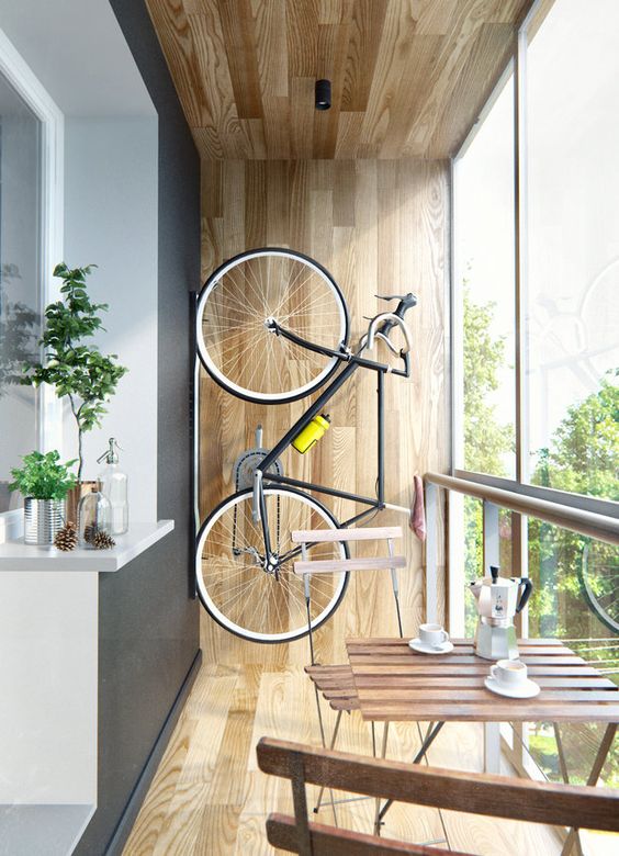 Un joli porte-vélo pour accrocher son vélo au mur - c'est déco