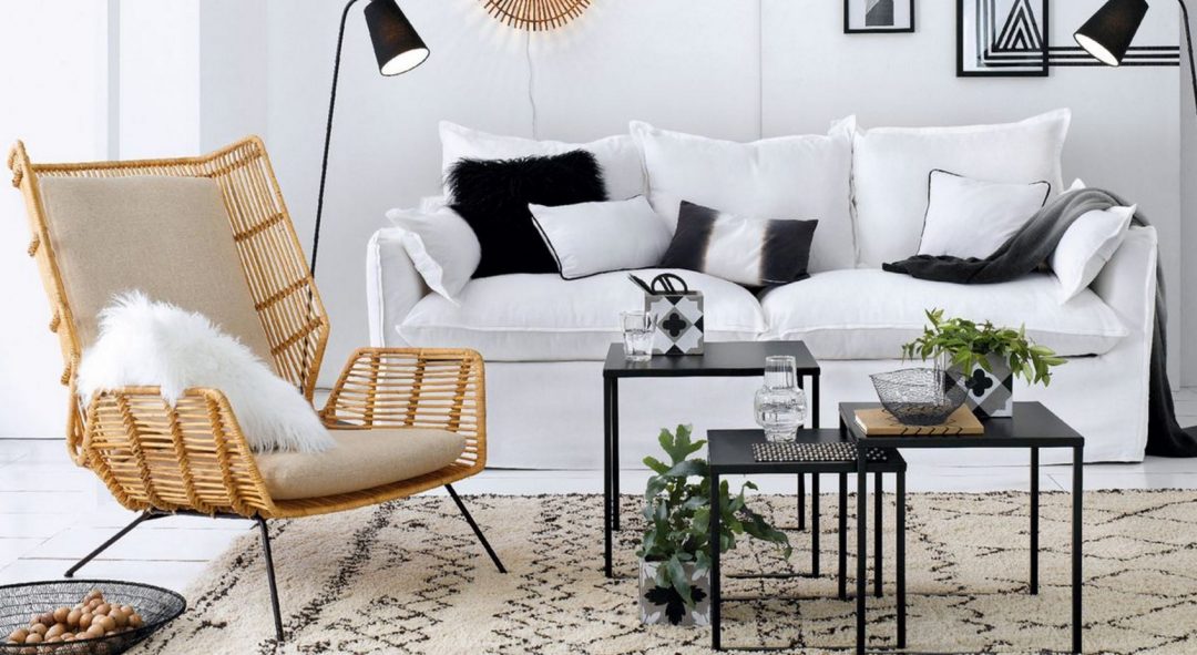 Du rotin dans un salon scandinave 