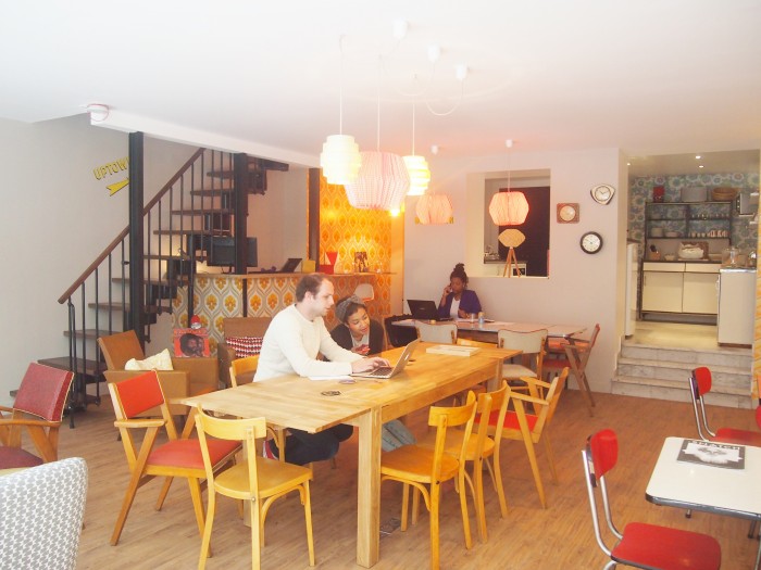 le 10h10 coworking café aux allures vintage