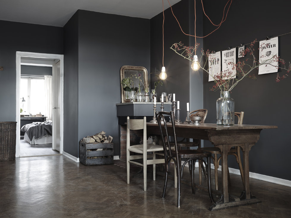 salon-mur-couleur-sombre-salle-a-manger-aventuredeco