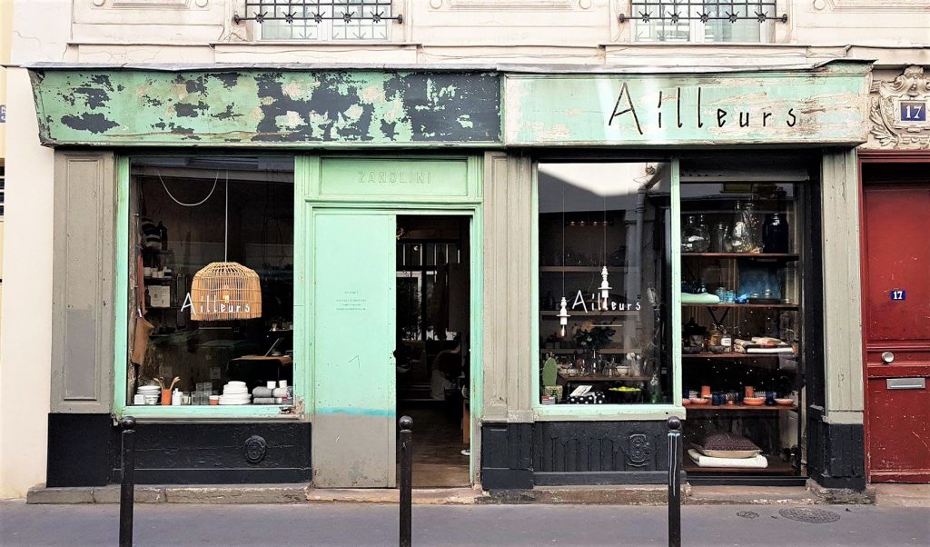 Aller voir Ailleurs… la boutique bien sûr !